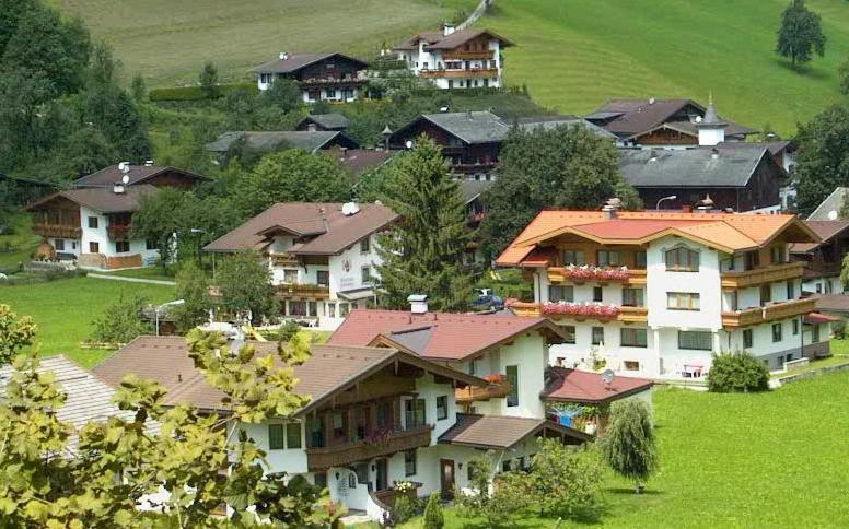Walchenhof Hotel Mayrhofen Exterior photo