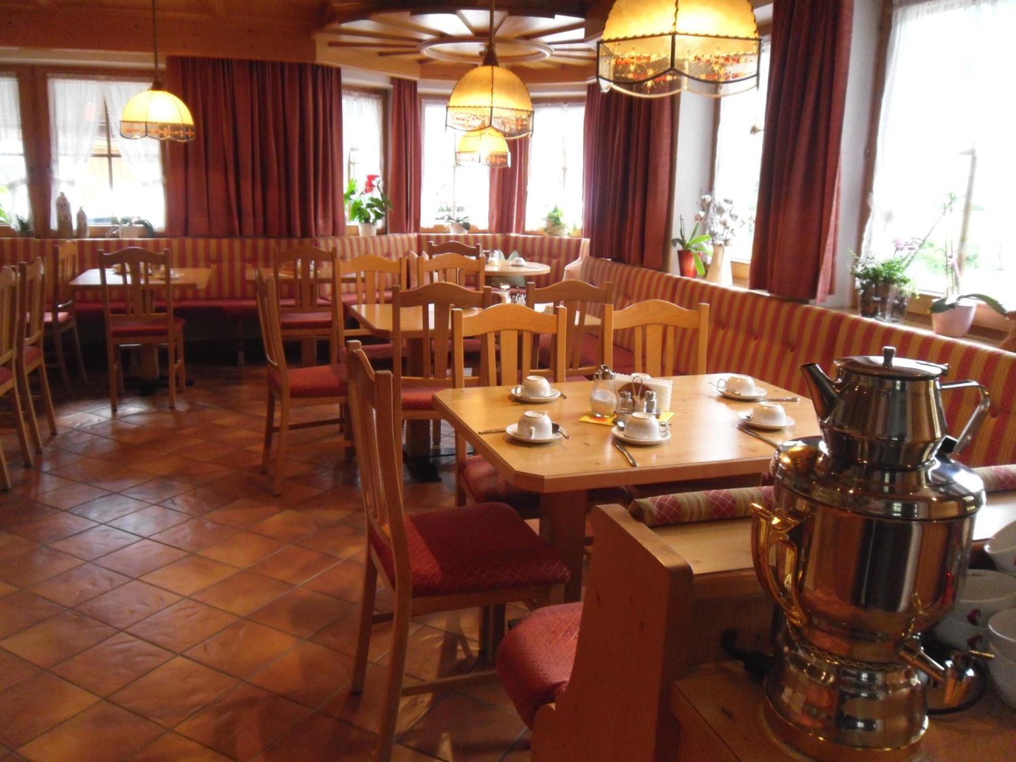Walchenhof Hotel Mayrhofen Exterior photo
