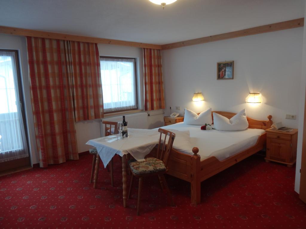 Walchenhof Hotel Mayrhofen Room photo